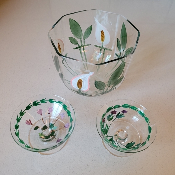Orrefors Sweden Eva Englund Hand-Painted Crystal Bowl Peace Lilies 3 Piece Set - Picture 2 of 12